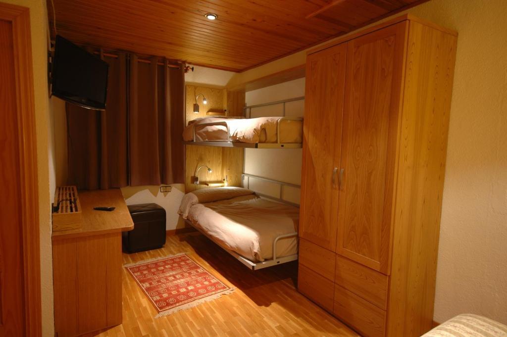 Hotel Els Puis Esterri d'Àneu Rom bilde