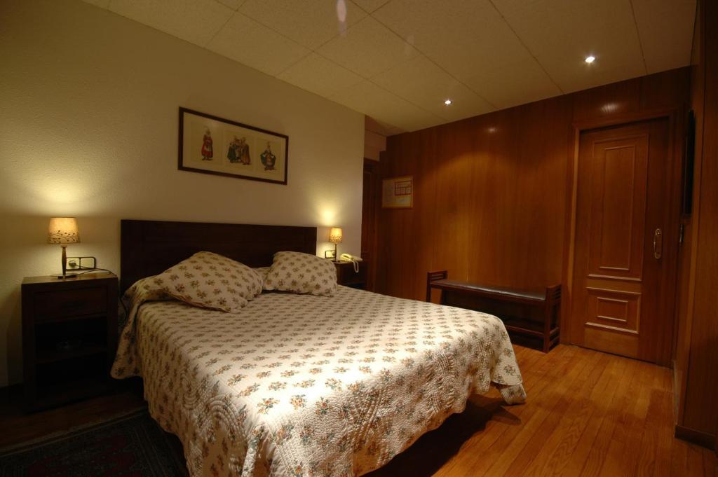 Hotel Els Puis Esterri d'Àneu Rom bilde