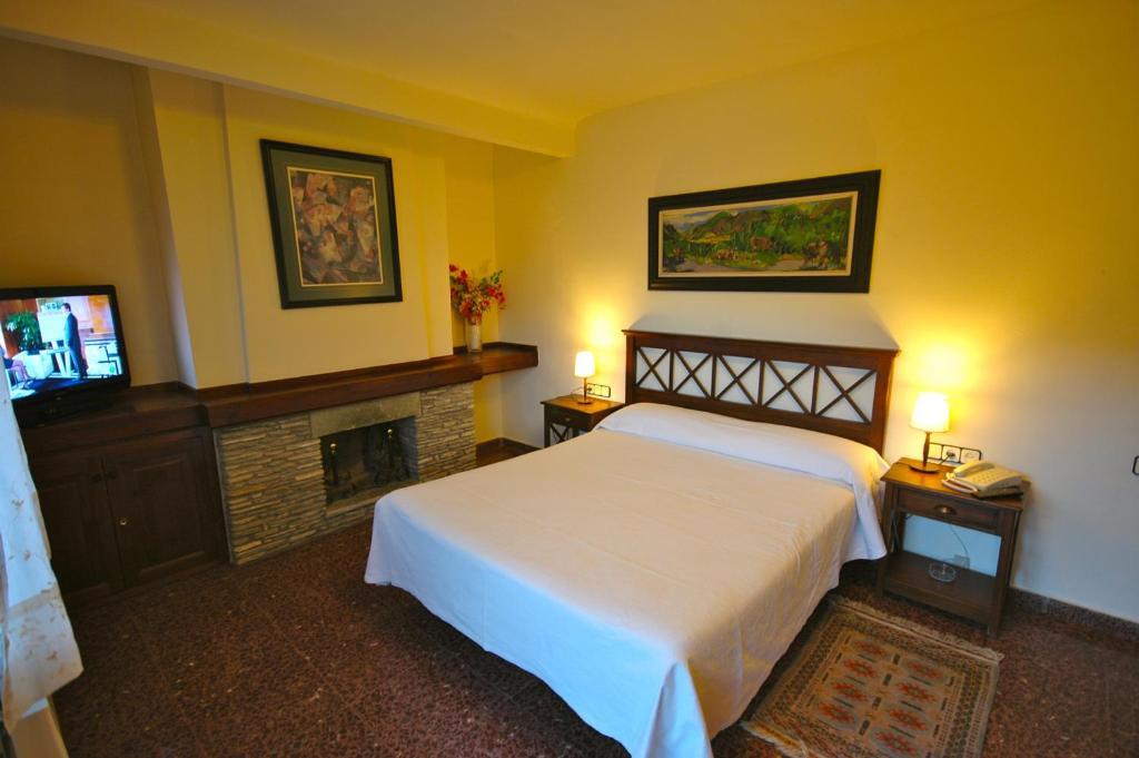 Hotel Els Puis Esterri d'Àneu Rom bilde